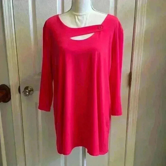 Softworks NWT Hot Pink 3/4 Sleeve Scoop Neck with Faux Button Women’s Size XXL - Picture 2 of 10